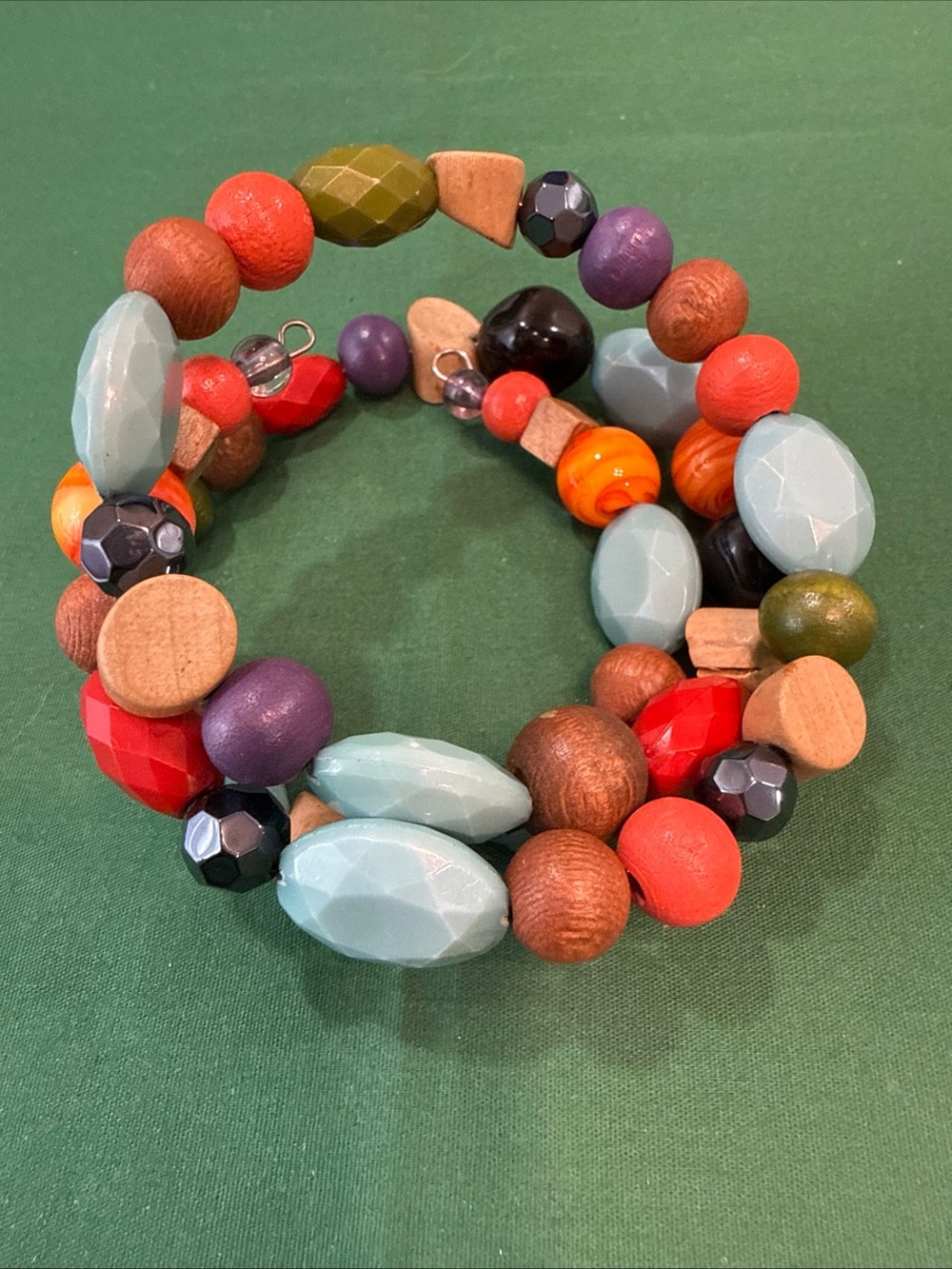 Wire Wrap Bracelet W/Mix Of Colorful Wooden, Faceted & Smooth Beads. 36F